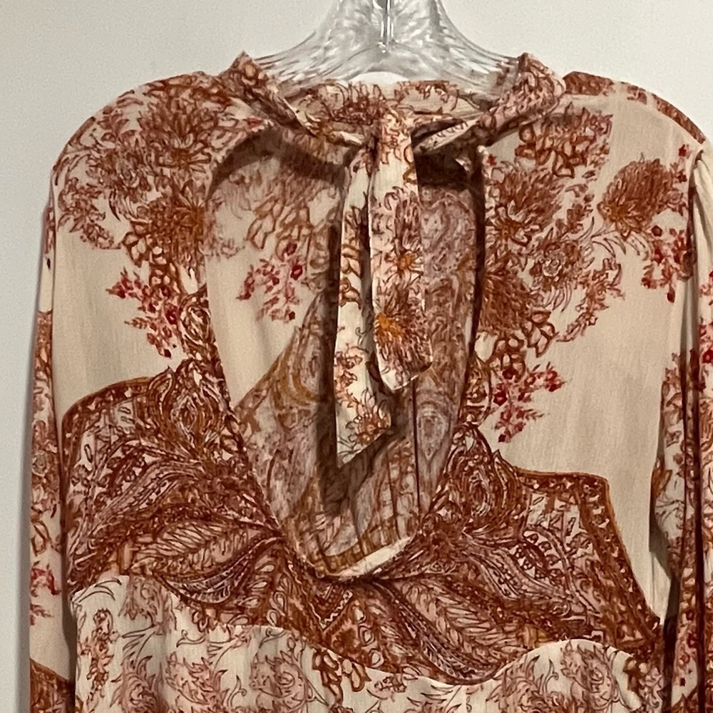 Free People Lady Luck Cut Out Back Bell Sleeve Tunic Top - Picture 6 of 11